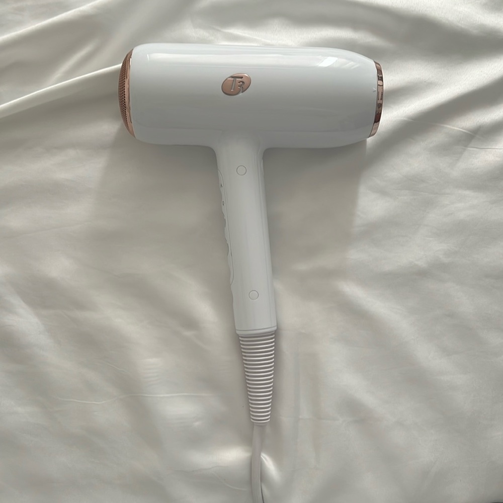 T3 Featherweight StyleMax Professional Hair Dryer